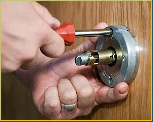 Los Angeles Emergency Locksmith Los Angeles, CA 310-359-6639 - 8-new-lock-install